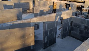 22 Familienhaus incl Garagen - Hochbau 22