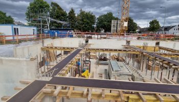 22 Familienhaus incl Garagen - Hochbau 8